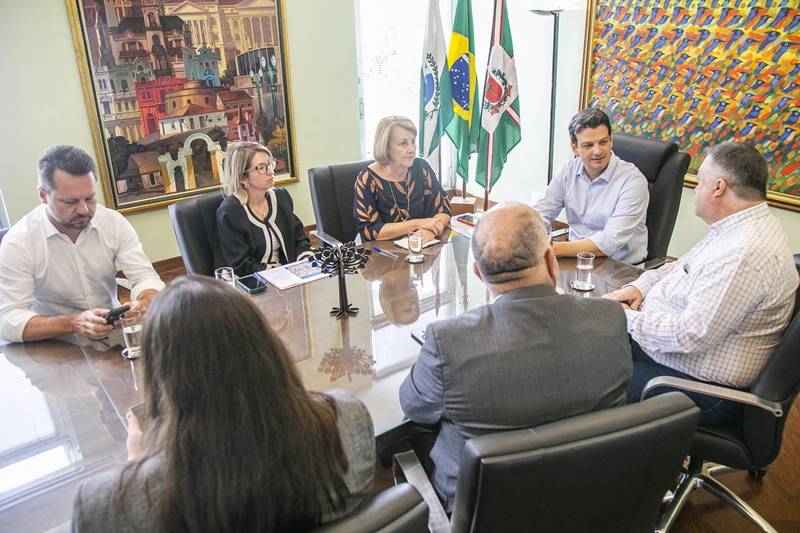 Eduardo Pimentel fortalece parceria com o Governo do Estado para o atendimento na saúde de Curitiba.

